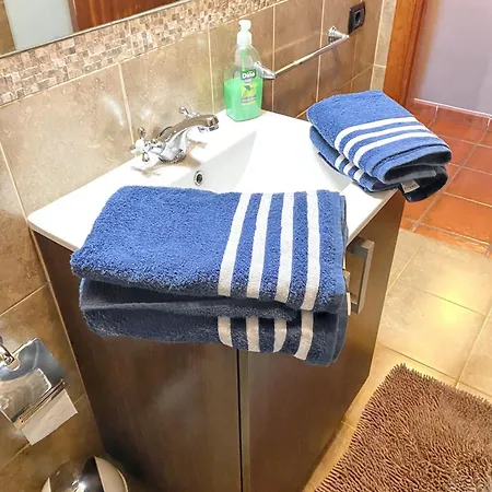 Charming In With Sea View 50m² + Pool 公寓 *