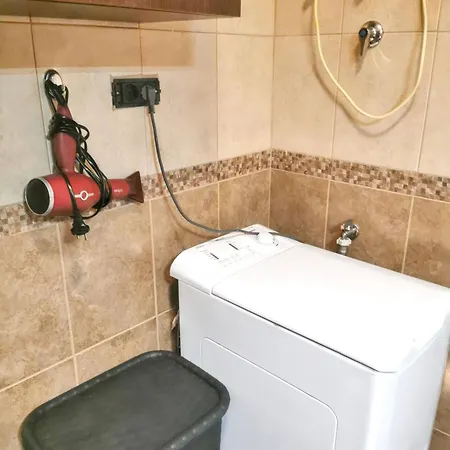 Charming In With Sea View 50m² + Pool 公寓